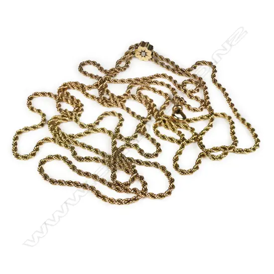 A C.1900 yellow gold muff chain,