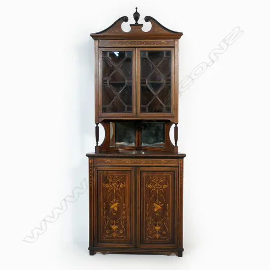 An Edwardian mahogany Sheraton revival corner cabinet,