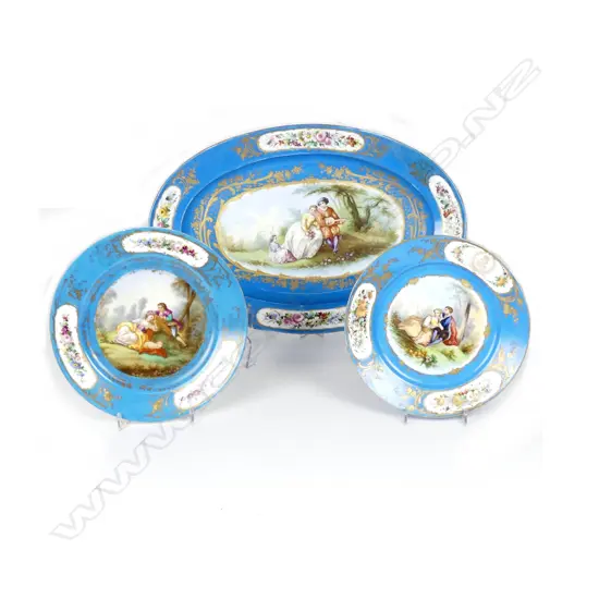 A Sèvres porcelain ashette and two plates