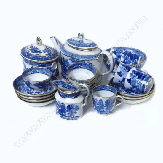 A Georgian period blue and white Willow pattern tea set
