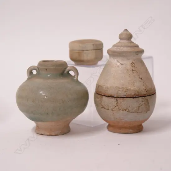Three Chinese old small pots