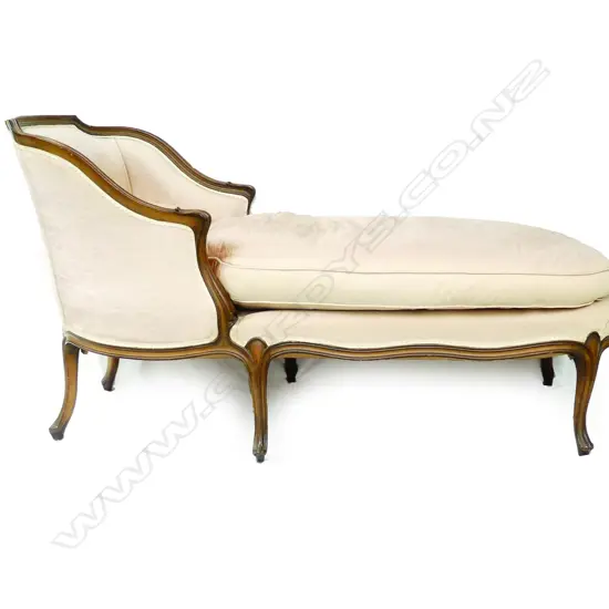 A quality late 19thC French duchesse brisée