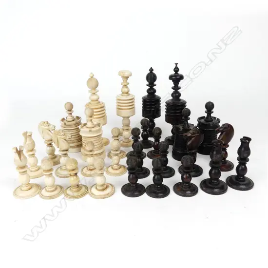 A Staunton pattern chess set