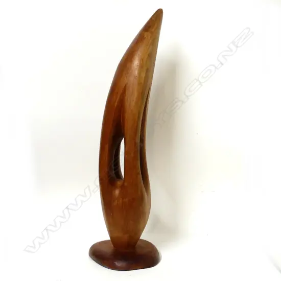 Richard A. Shields carved kauri sculpture