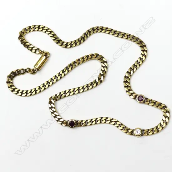 A lady's European made 18ct. yellow gold neck chain