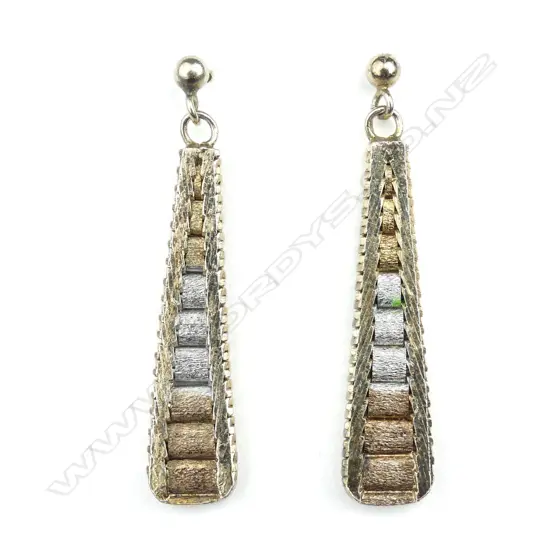 A pair of 14ct three colour gold drop earrings