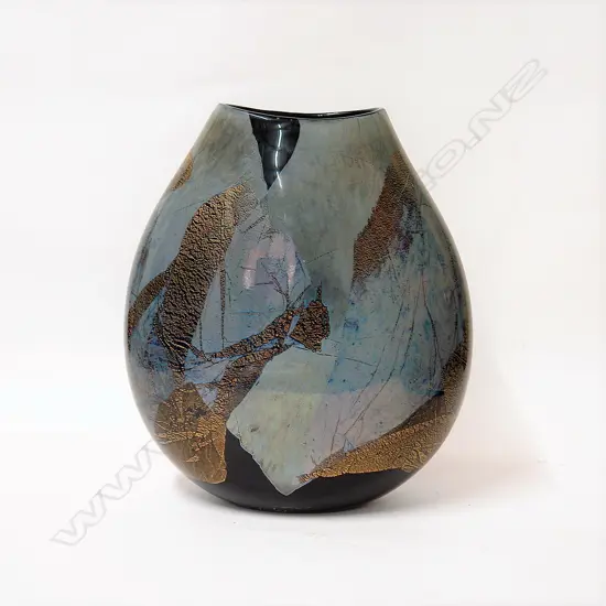 A Garry Nash vase