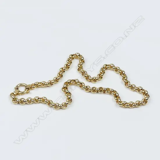 A 9ct. gold chain necklace