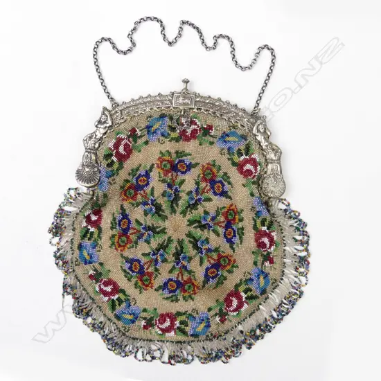 A fine Berlin beadwork evening purse