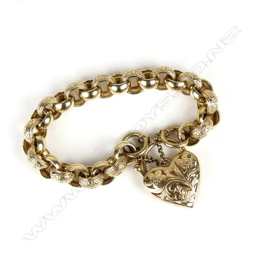 A 9ct gold heavy belcher link bracelet with heart shaped clasp