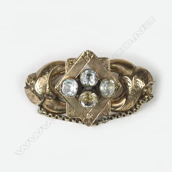 A Victorian 9ct gold and aquamarine brooch