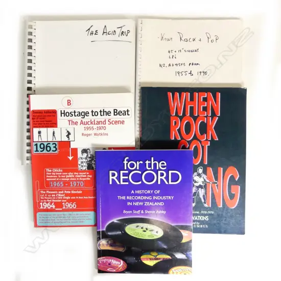 5 assorted books and booklets pertaining to music