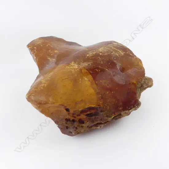 A small kauri gum boulder