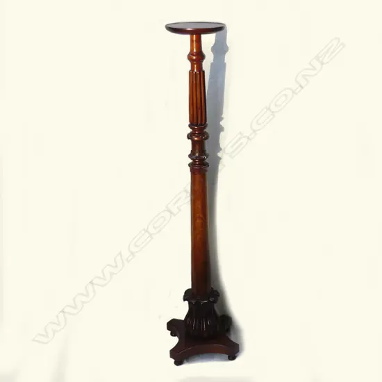 A fine William IV mahogany torchiere stand
