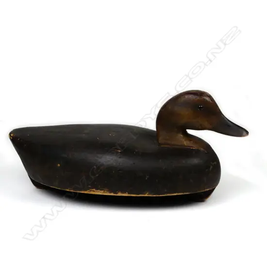 A good 15" wide body Red Head duck decoy