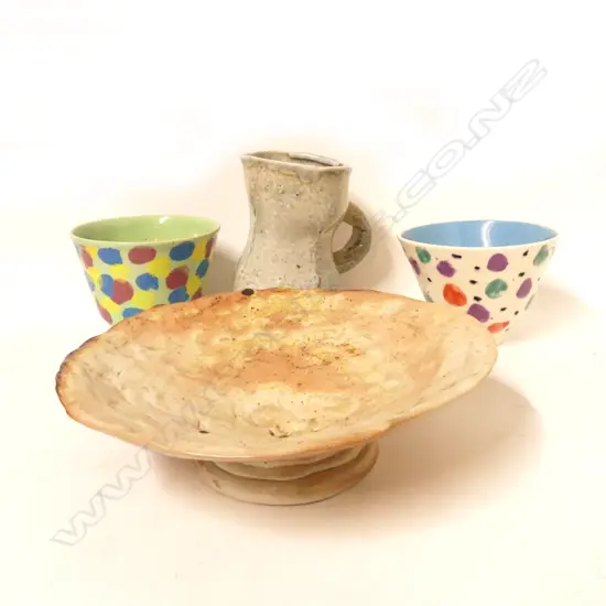 Four pieces of NZ pottery