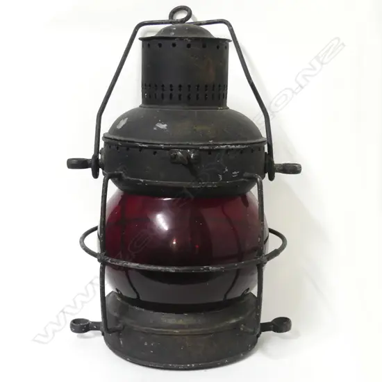 A vintage ship's beacon lamp