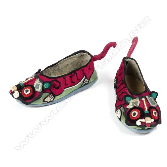 A pair of Chinese small child's shoes