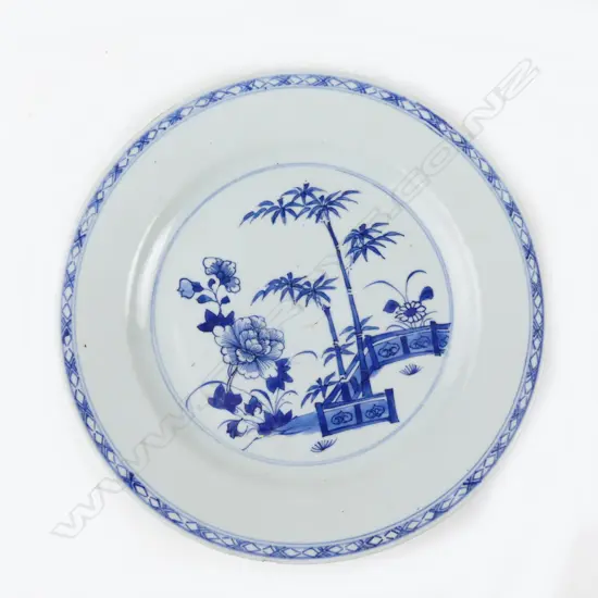 A Qianlong period Jingdezhen porcelain plate