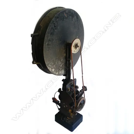 An early 20thC movie projector