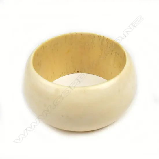 A vintage ivory bangle