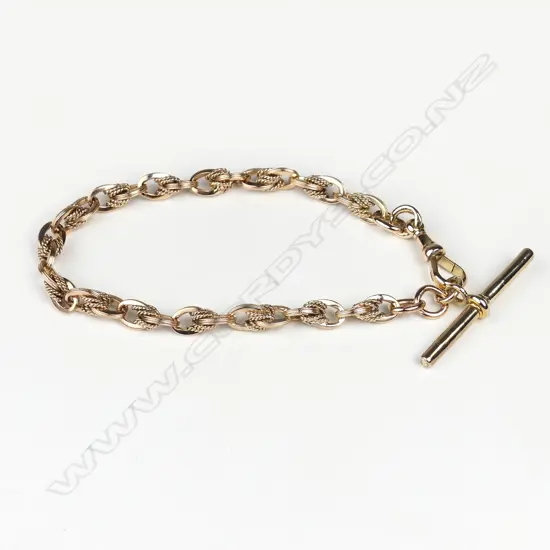 An early 20thC 9ct. rose gold 'Prince of Wales' link bracelet