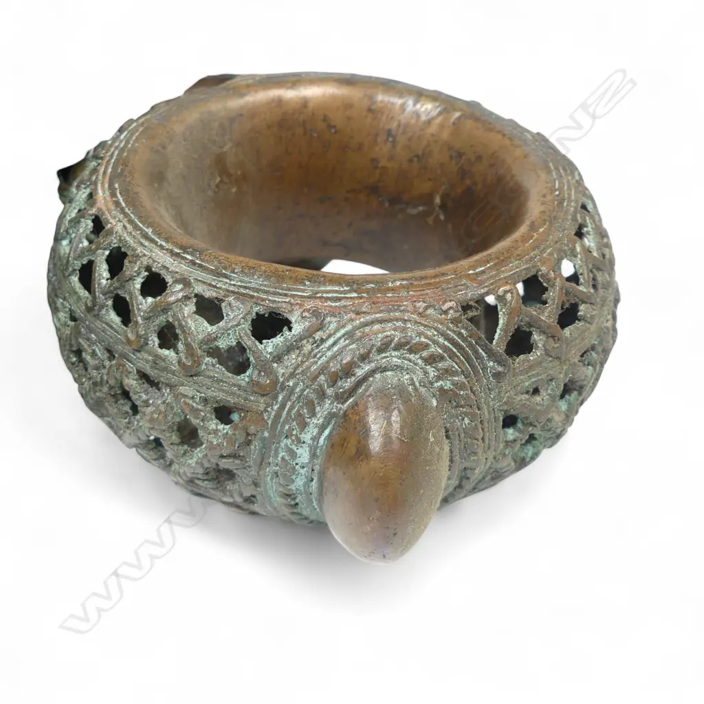 Four early 20thC Benin bronze currency bangles, Image 1++