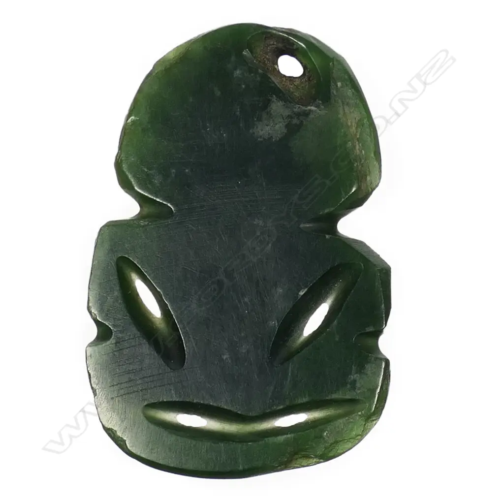 An old Māori carved pounamu hei tiki, Image 1++