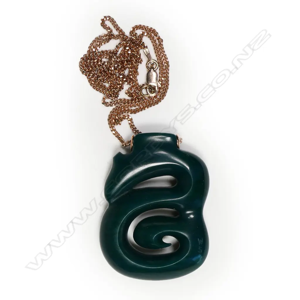 Judah Ashton (wheku stone) gem kyanite/fuschite Koropepe, Image 1++