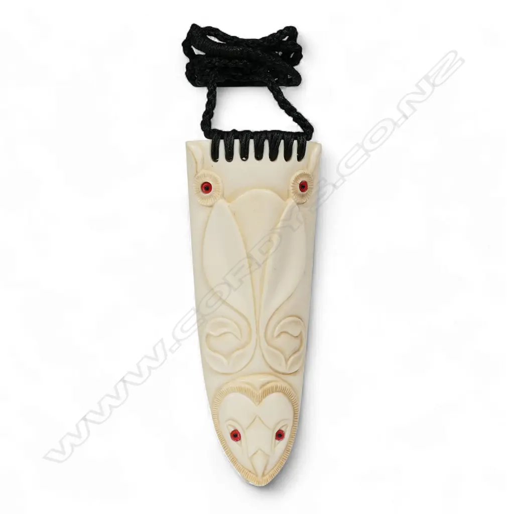 Gareth McGhie carved stag antler ruru (owl) face rei puta, Image 1++