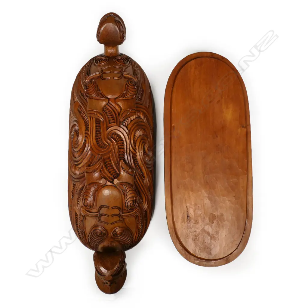 A quality contemporary carved totara wakahuia by Ian-Wayne Reihana Grant (1964-), Image 1++