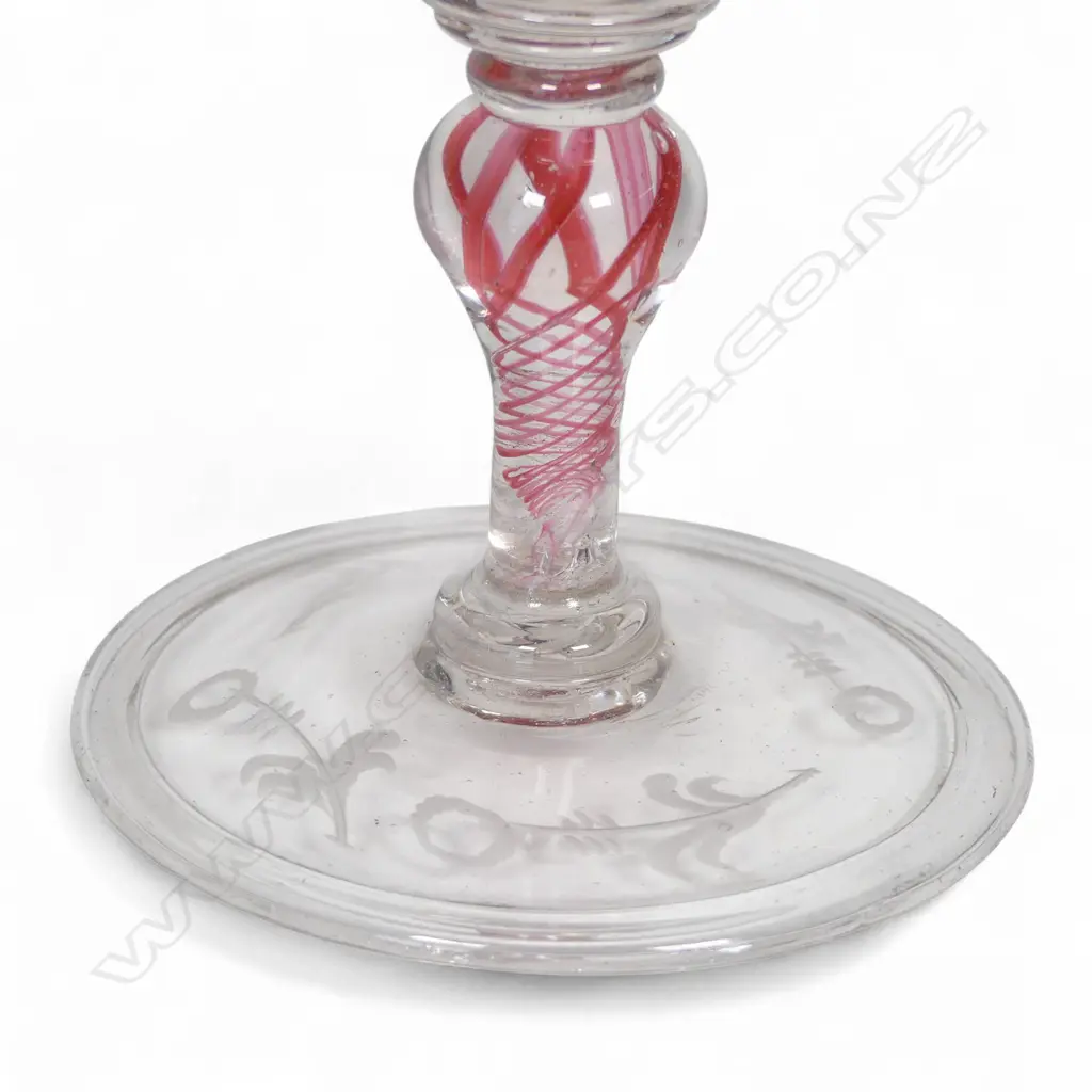 A quality 18thC Austrian engraved double portrait drinking glass, Image 1++