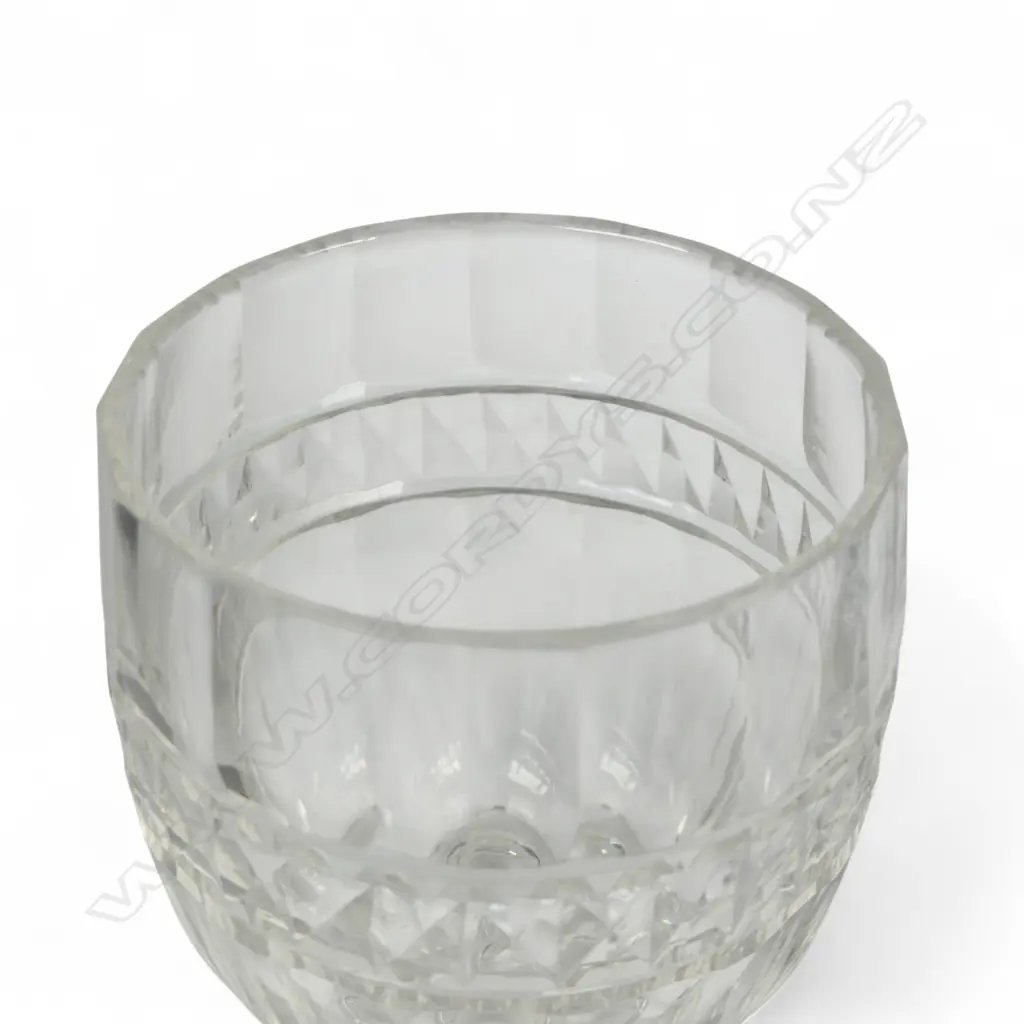 Two 18thC cut glass sweetmeat glasses, Image 1++