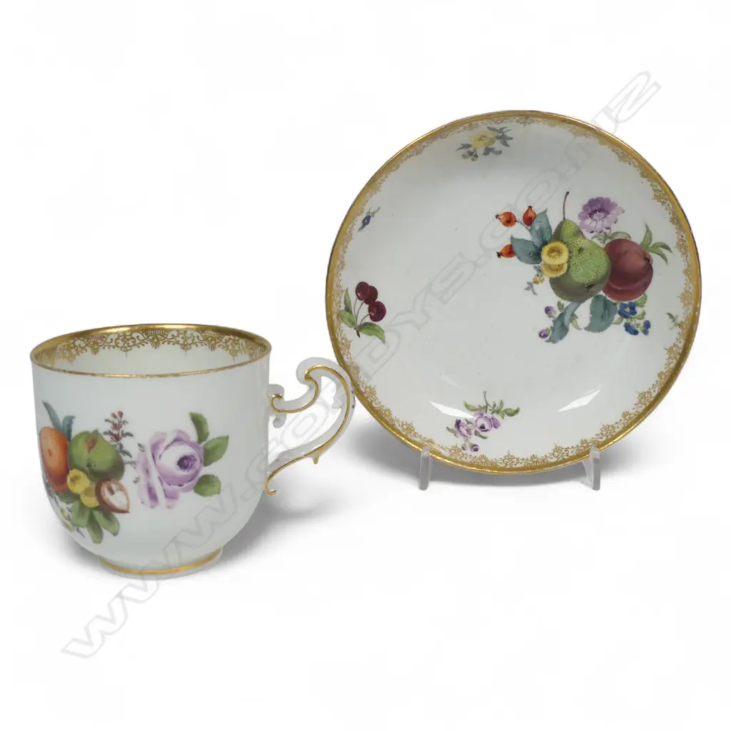 A 19thC Meissen cup and saucer, Image 1++