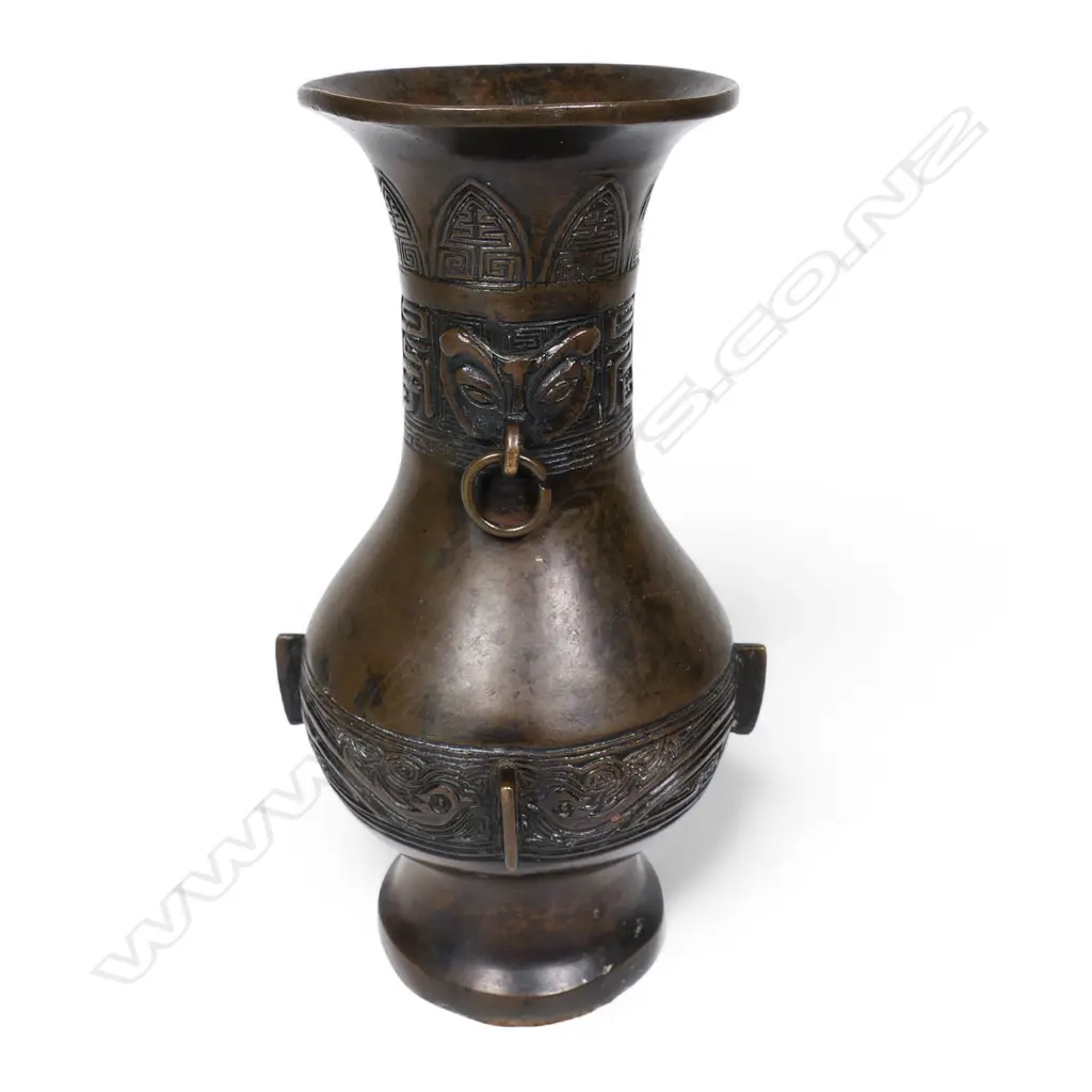 A 19thC Chinese bronze baluster vase, Image 1++