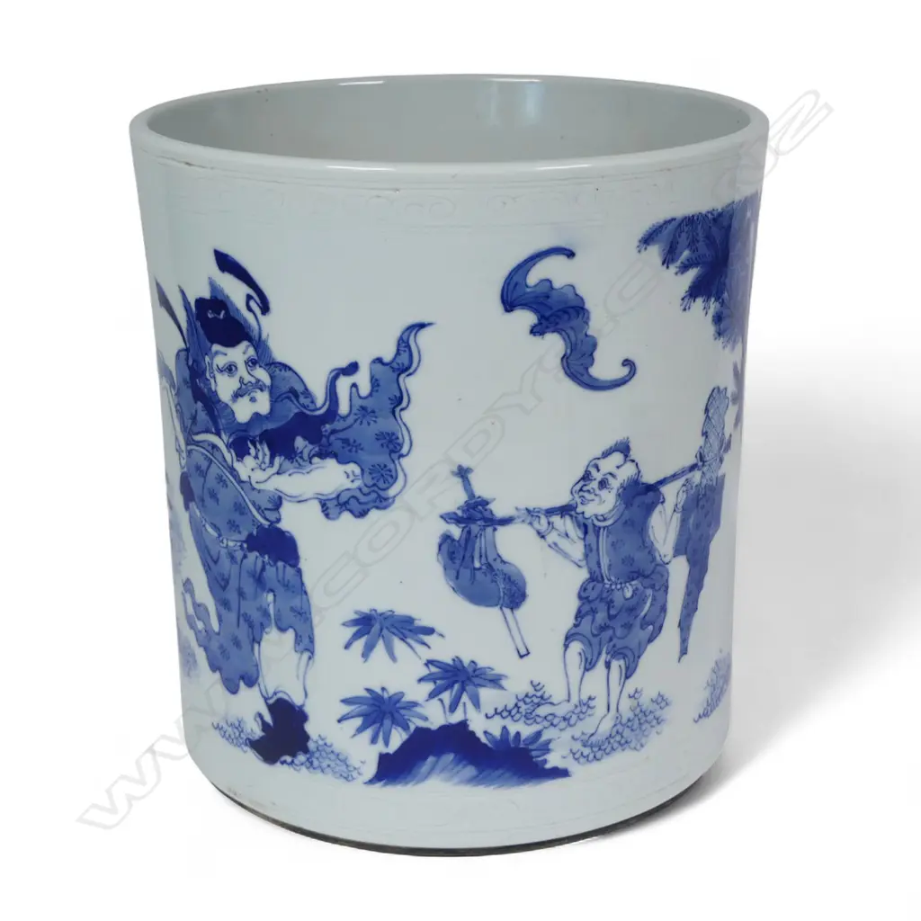 A large Chinese blue and white figure-pattern brush holder, Image 1++