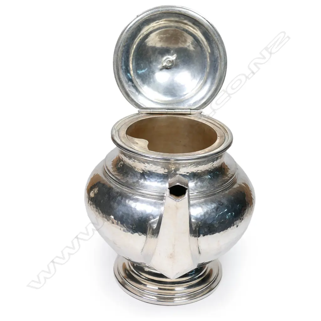 A historical New Zealand silver pedestal teapot by Fred Money, Image 1++