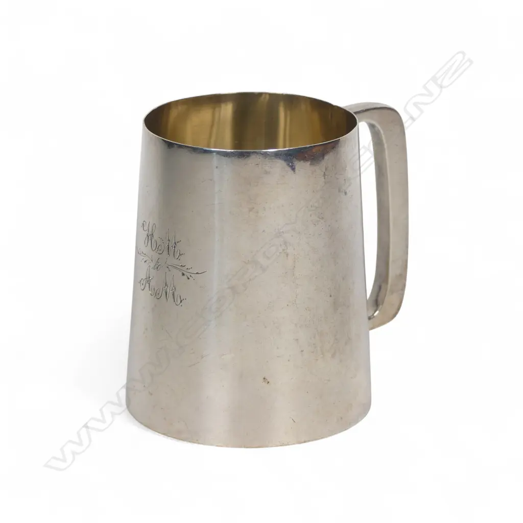 B. Petersen & Co. (Christchurch) silver christening mug, Image 1++