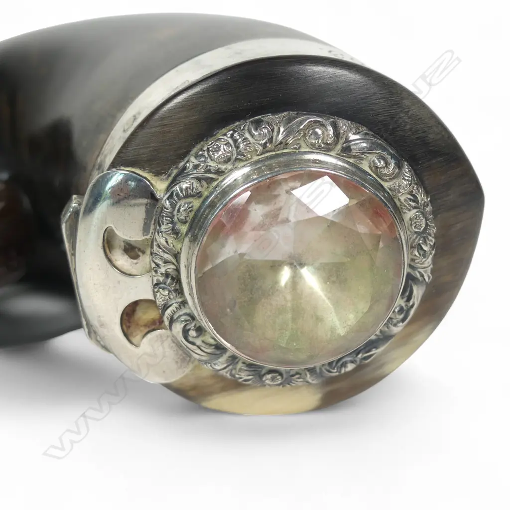 A Victorian Scottish silver and rams horn snuff mull, Image 1++