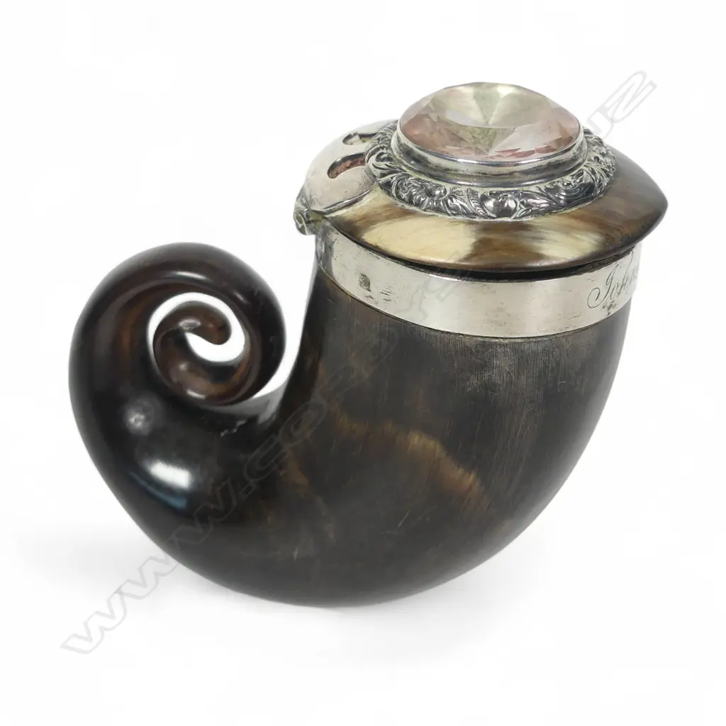 A Victorian Scottish silver and rams horn snuff mull, Image 1++