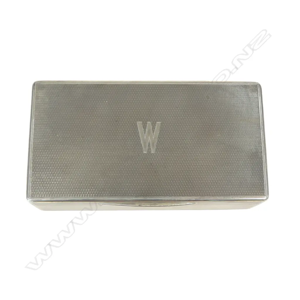 A Victorian uncommon silver box, Image 1++