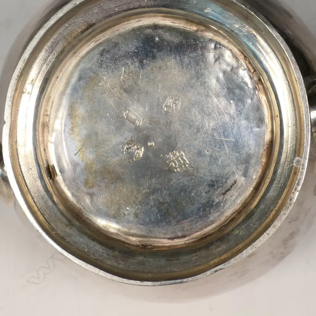 A rare William & Mary silver bullet shaped teapot of small size Image 1++