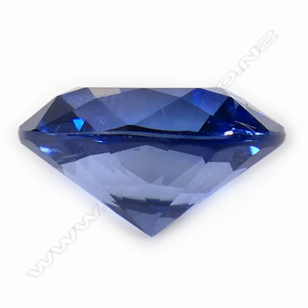 A 3.605ct unset sapphire gemstone, Image 1++