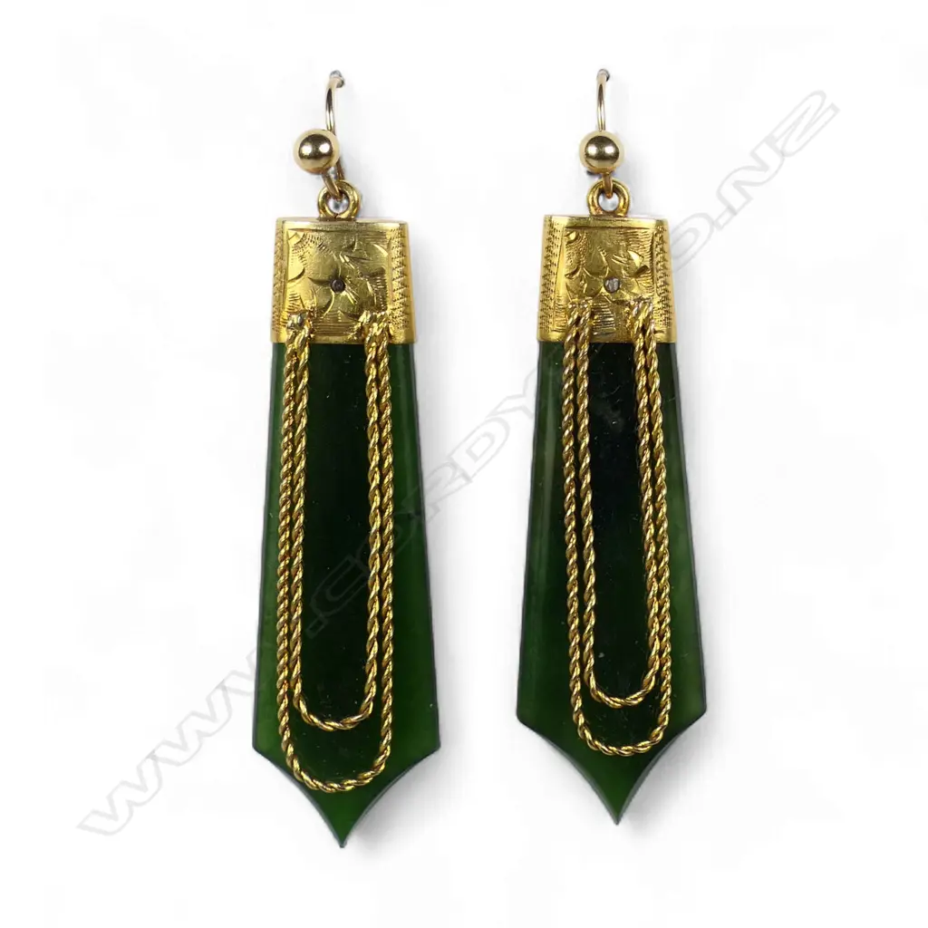 A pair of c.1900 colonial 9ct gold and pounamu earrings, Image 1++