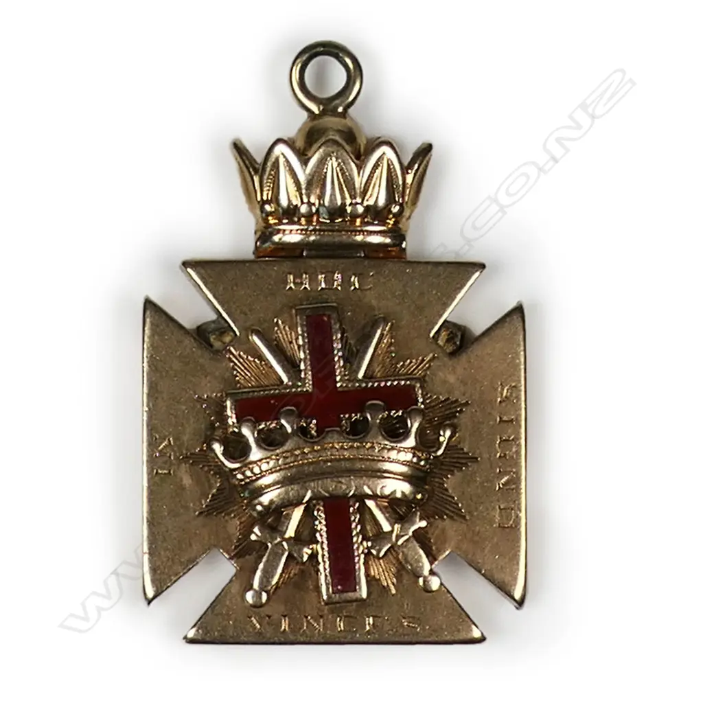 A 19thC Masonic Knights Templar 14ct gold Maltese cross pendant, Image 1++