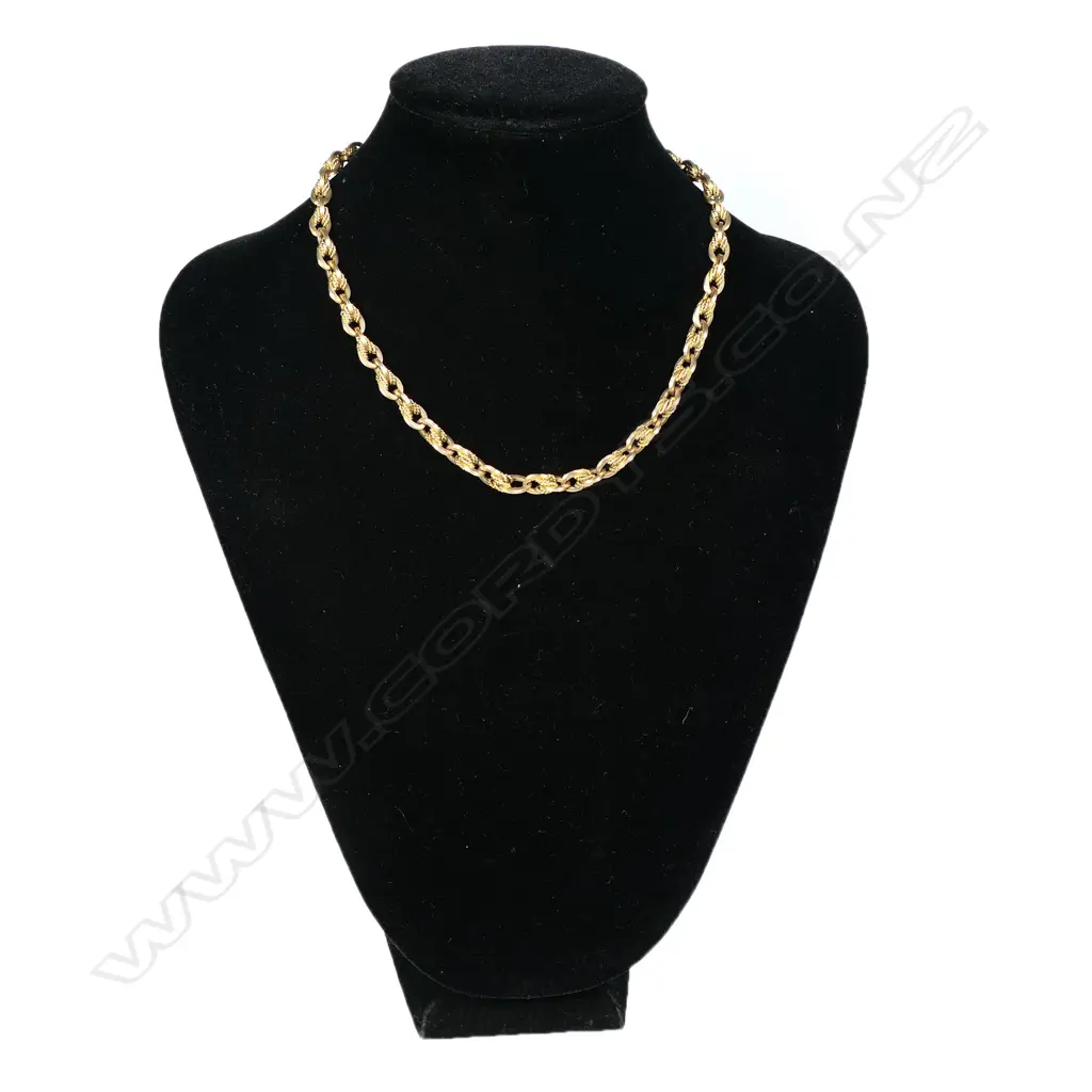 A c.1900 9ct gilded rose gold Prince of Wales Albert neck chain, Image 1++