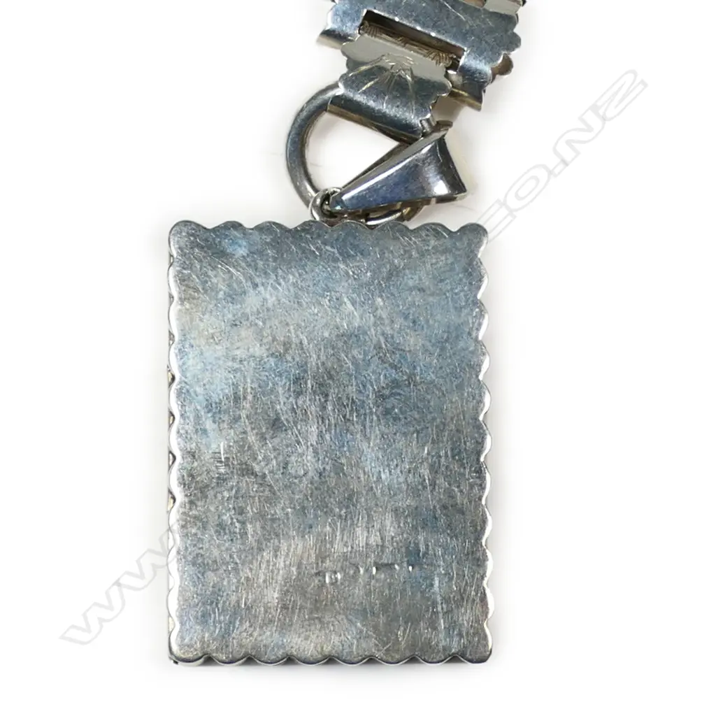 A Victorian silver mayoral chain type necklace and locket, Image 1++