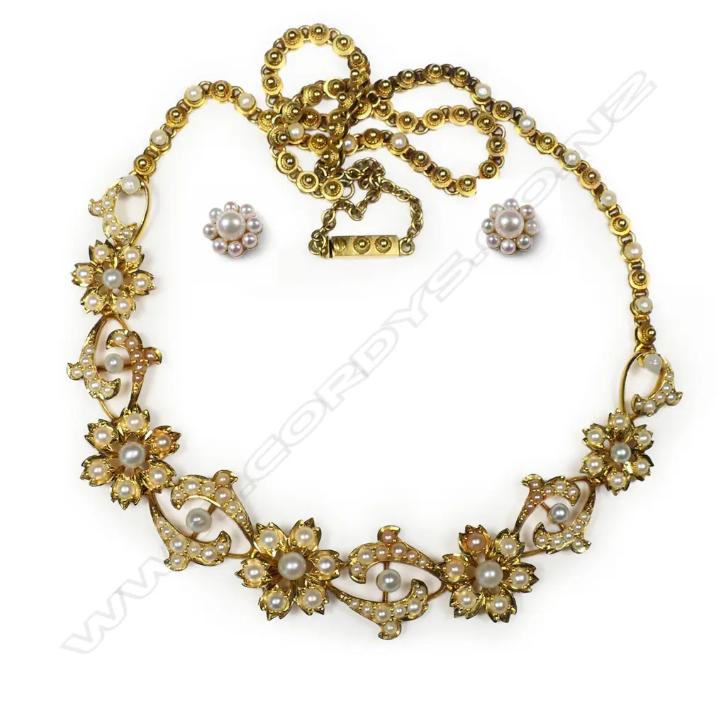 A late Victorian 15ct (or better) gold and seed pearl necklace and earring suite, Image 1++
