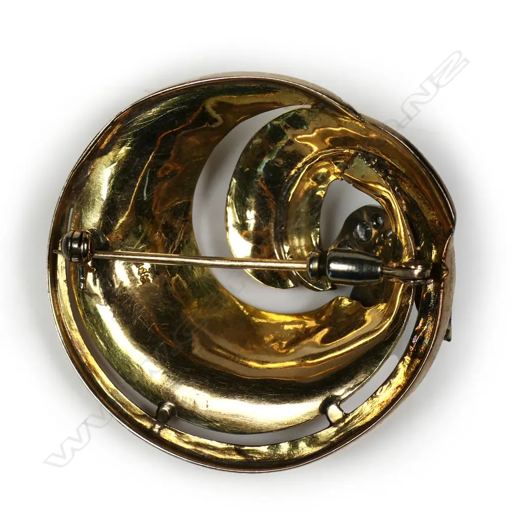 A 1940's /1950's American 14ct gold diamond and jadeite swirl brooch, Image 1++