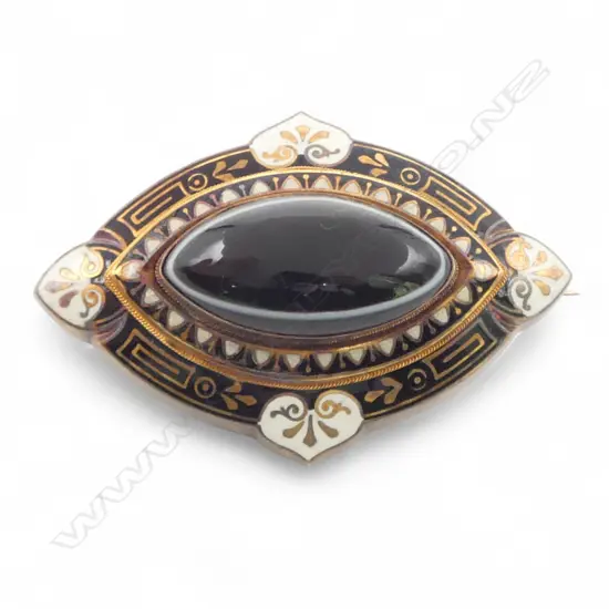 A Victorian 15ct gold agate and enamelled mourning brooch,